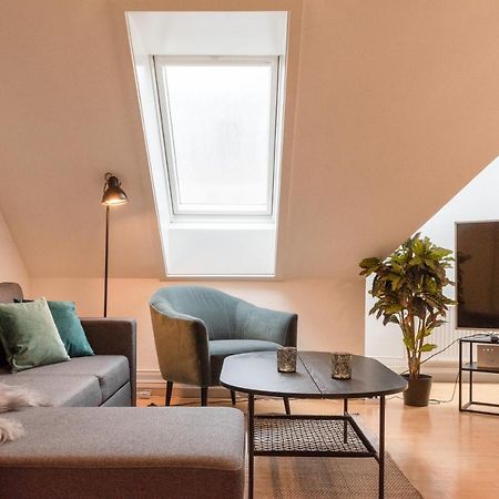 Hyggelig 2-Bedroom Apartment In The Center Of Aarhus Exterior photo